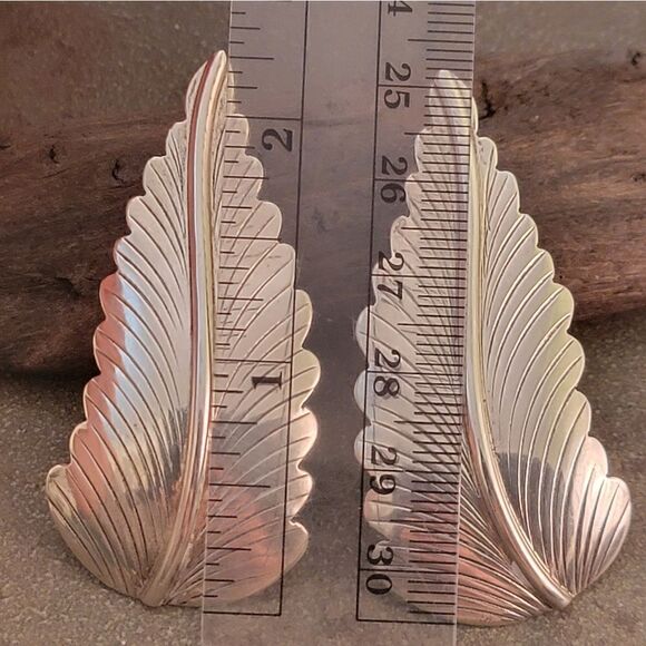 Sterling James Toadlena Navajo Statement Leaf Post Earrings - Picture 4 of 7